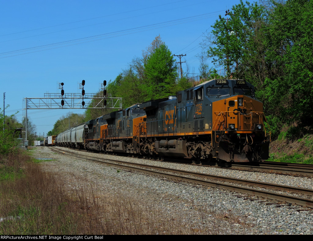 CSXT 7236, 3435, 3123 (3))